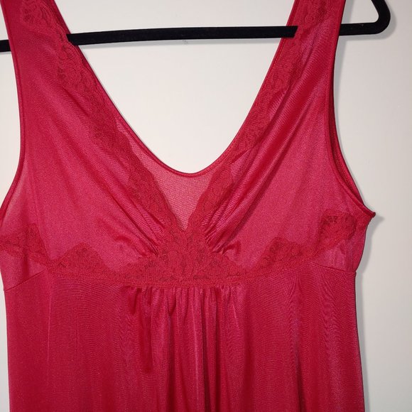 Lorraine Vintage 100% Nylon Long Nightgown Slip Size M Red - Picture 5 of 6